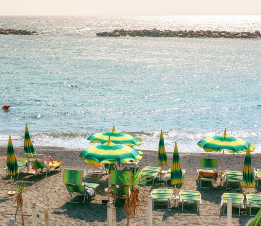 Tausende Strandclubs in Italien schließen aus Protest gegen EU-Recht